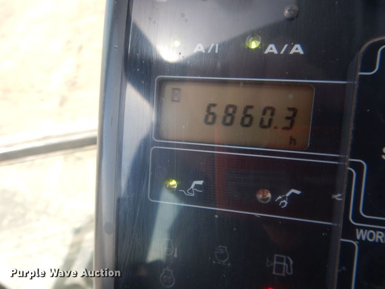 image for item DJ7009 2005 John Deere 120C  excavator