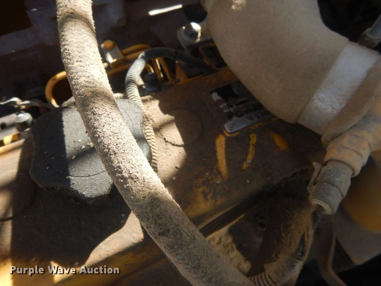 image for item DJ7009 2005 John Deere 120C  excavator