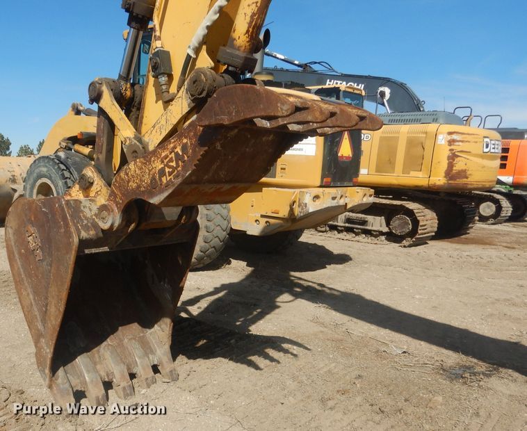 image for item DJ7009 2005 John Deere 120C  excavator