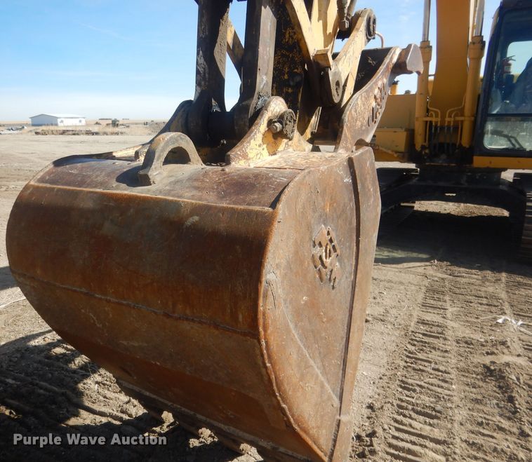 image for item DJ7009 2005 John Deere 120C  excavator