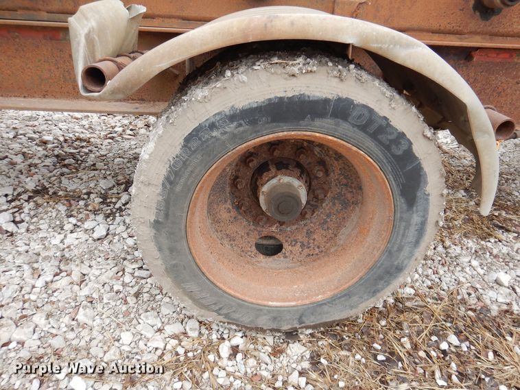 image for item DK5167 1994 Benlee  roll-off container trailer