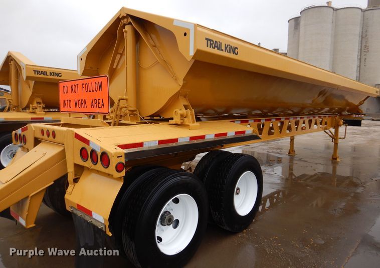 image for item DK5169 2004 Trail King TK60SSD-392  side dump trailer