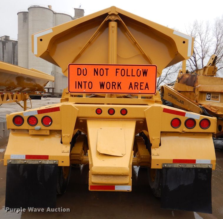 image for item DK5169 2004 Trail King TK60SSD-392  side dump trailer