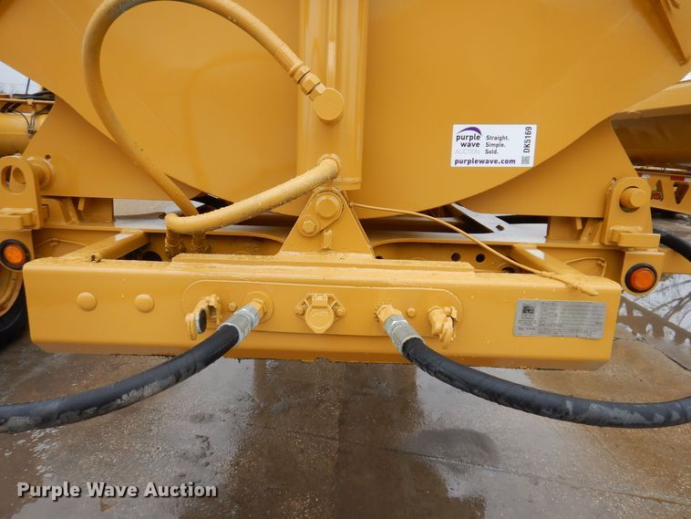 image for item DK5169 2004 Trail King TK60SSD-392  side dump trailer