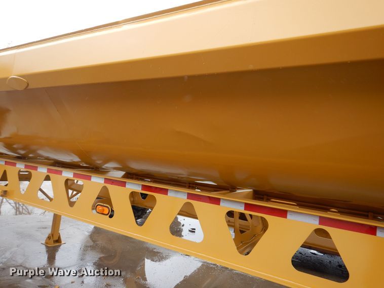 image for item DK5169 2004 Trail King TK60SSD-392  side dump trailer