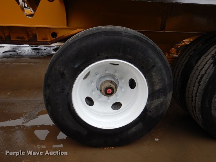 image for item DK5169 2004 Trail King TK60SSD-392  side dump trailer