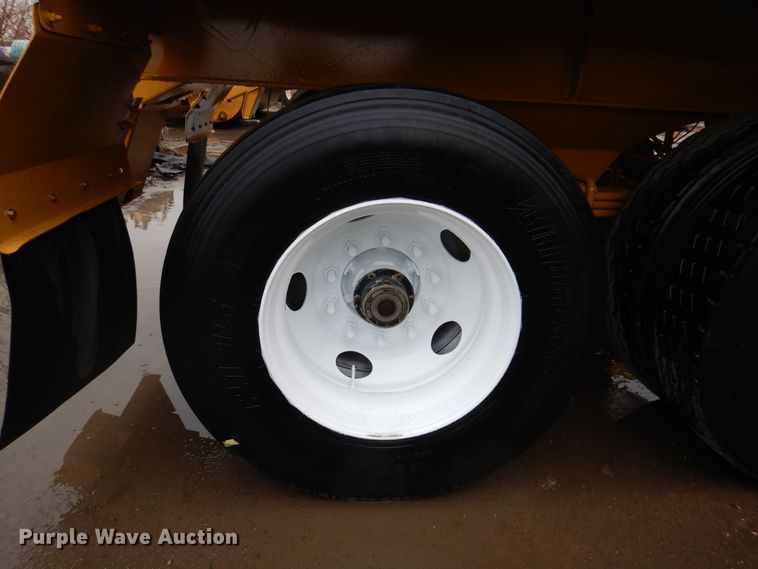 image for item DK5169 2004 Trail King TK60SSD-392  side dump trailer