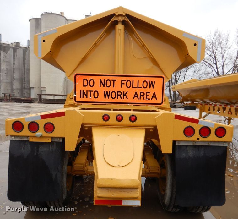 image for item DK5170 2003 Trail King TK60SSD-392  side dump trailer