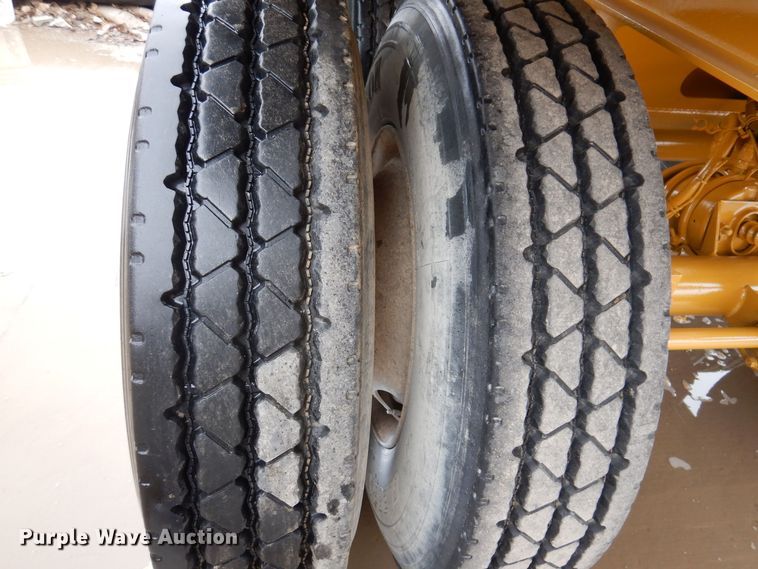 image for item DK5170 2003 Trail King TK60SSD-392  side dump trailer