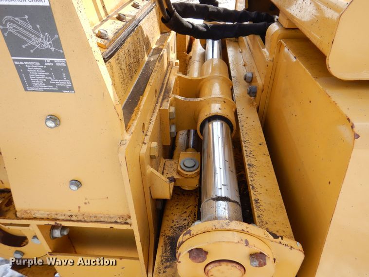 image for item DK5173 2002 Vermeer V5750  trencher