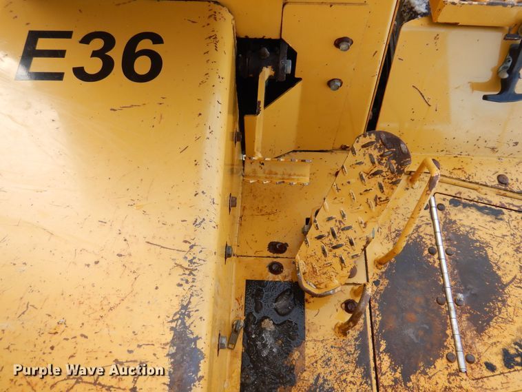 image for item DK5173 2002 Vermeer V5750  trencher