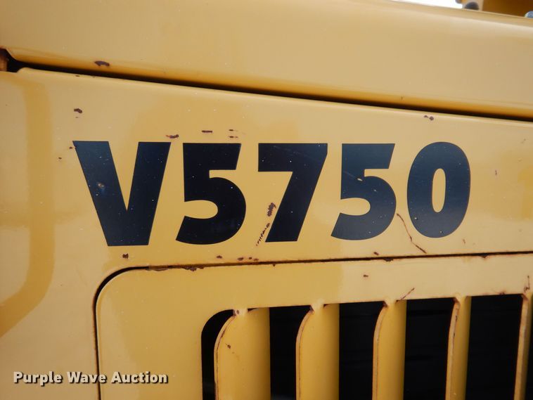 image for item DK5173 2002 Vermeer V5750  trencher