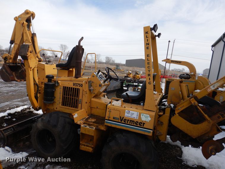 image for item DK5174 1999 Vermeer V5750  trencher