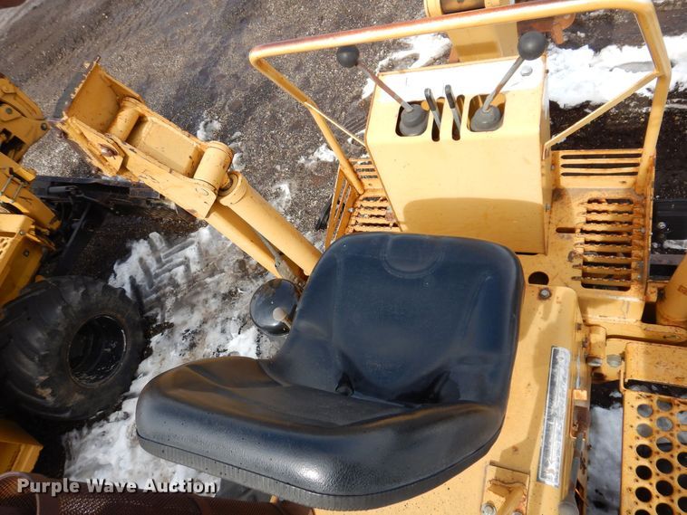 image for item DK5174 1999 Vermeer V5750  trencher