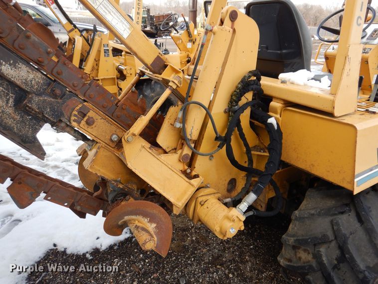 image for item DK5174 1999 Vermeer V5750  trencher