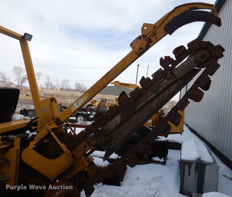 image for item DK5174 1999 Vermeer V5750  trencher