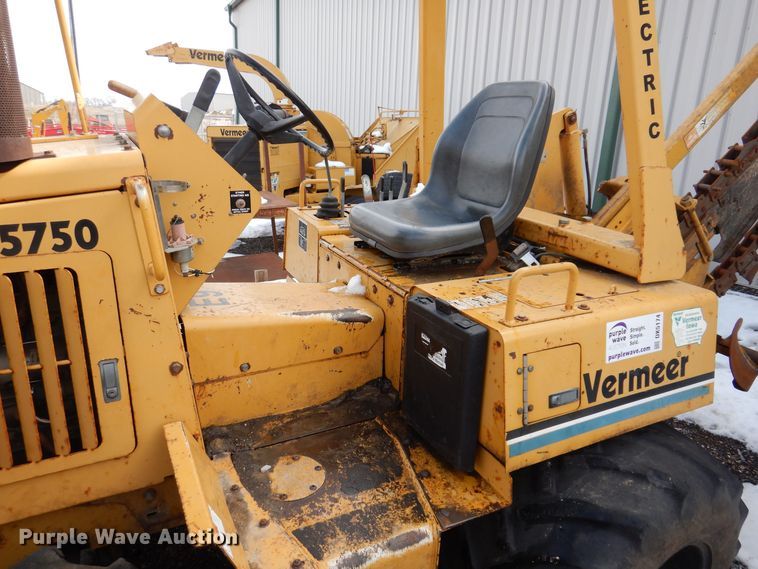 image for item DK5174 1999 Vermeer V5750  trencher