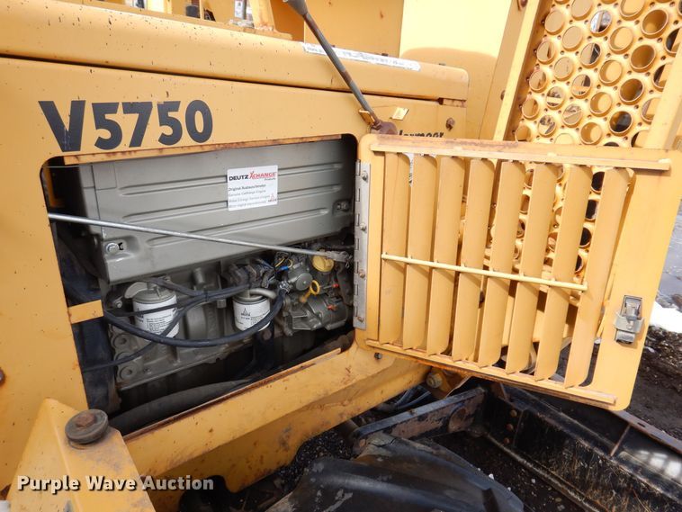 image for item DK5174 1999 Vermeer V5750  trencher