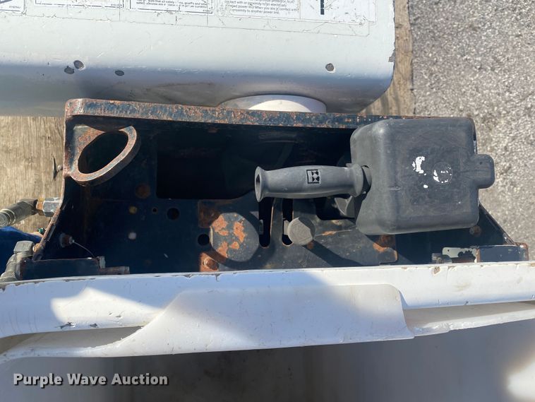 image for item DL7055 2008 International 4300  forestry bucket truck