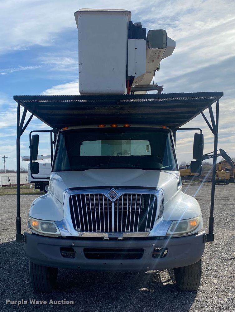 image for item DL7056 2008 International 4300  forestry bucket truck