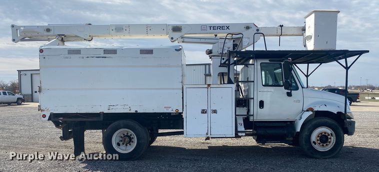 image for item DL7056 2008 International 4300  forestry bucket truck