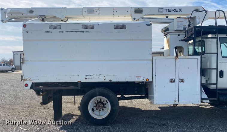 image for item DL7056 2008 International 4300  forestry bucket truck