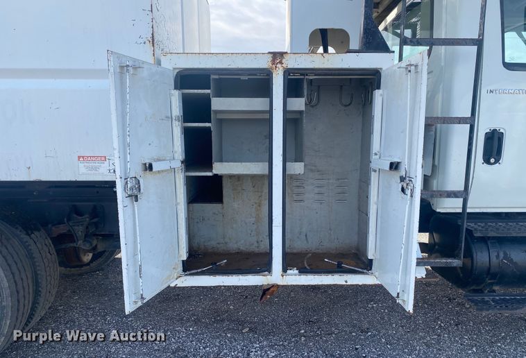 image for item DL7056 2008 International 4300  forestry bucket truck