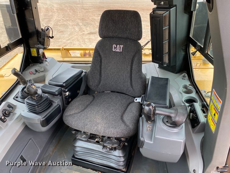 image for item DL7067 2014 Caterpillar D7E  dozer