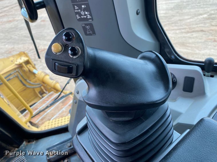 image for item DL7067 2014 Caterpillar D7E  dozer