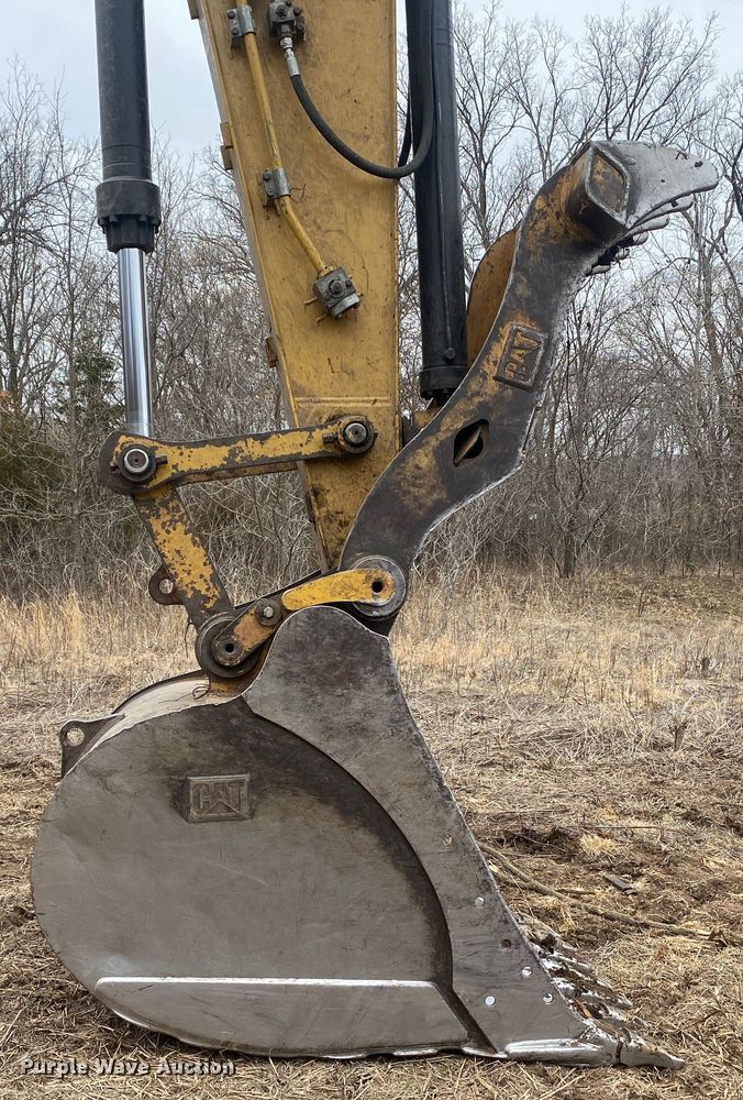 image for item DL7069 2009 Caterpillar 324D L  excavator