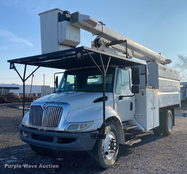 image for item DL7074 2009 International 4300  forestry bucket truck