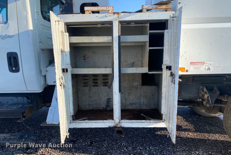 image for item DL7074 2009 International 4300  forestry bucket truck