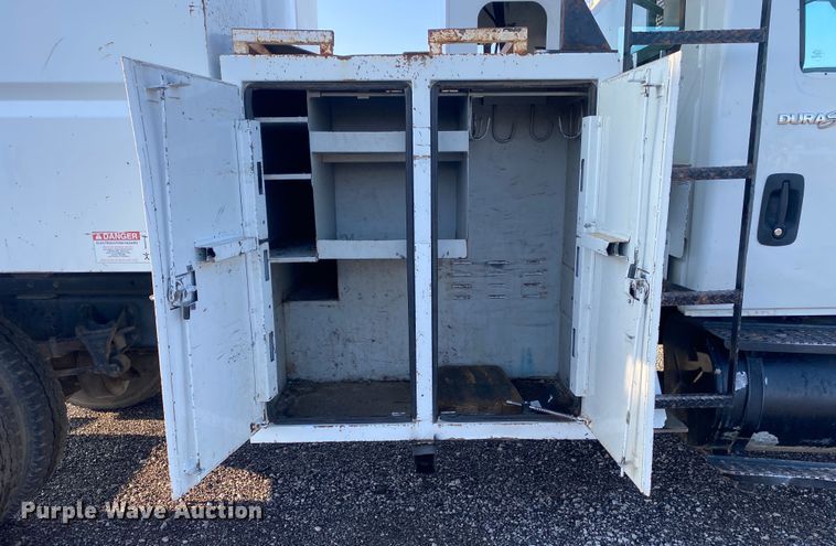 image for item DL7074 2009 International 4300  forestry bucket truck