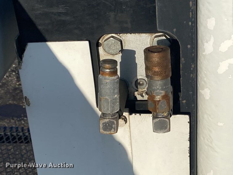 image for item DL7074 2009 International 4300  forestry bucket truck