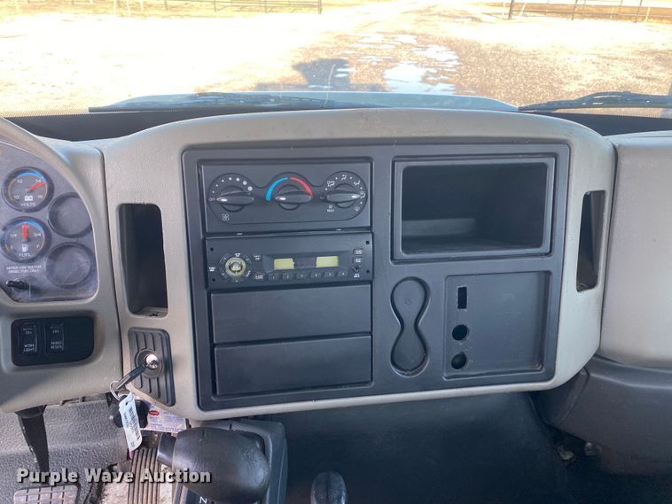 image for item DL7074 2009 International 4300  forestry bucket truck