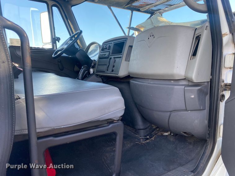 image for item DL7074 2009 International 4300  forestry bucket truck