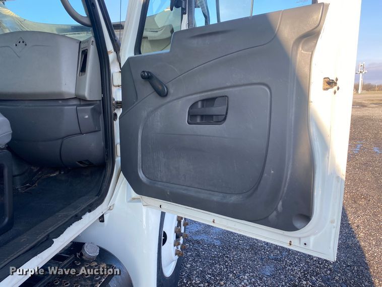 image for item DL7074 2009 International 4300  forestry bucket truck