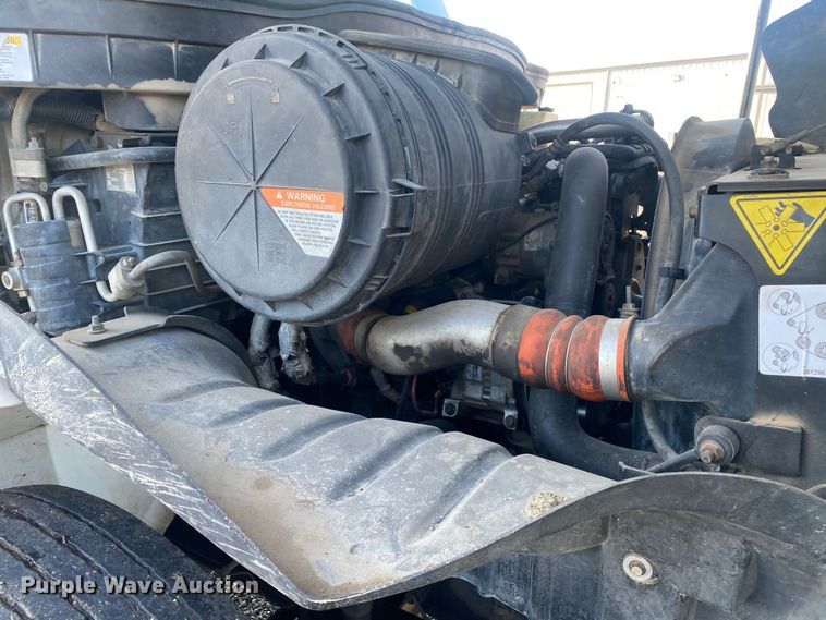 image for item DL7074 2009 International 4300  forestry bucket truck