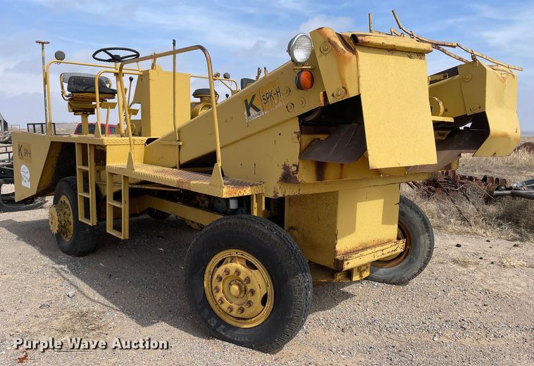 image for item DN4567 Koehring SPK-H  chip spreader