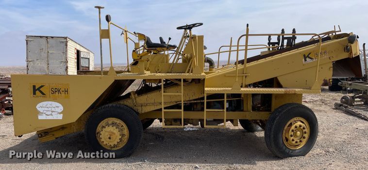 image for item DN4567 Koehring SPK-H  chip spreader