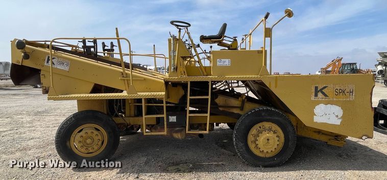 image for item DN4567 Koehring SPK-H  chip spreader