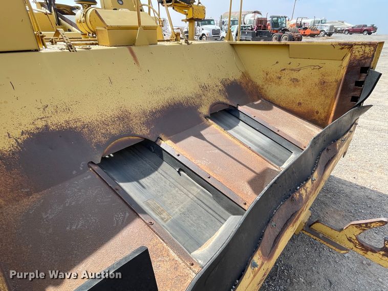 image for item DN4567 Koehring SPK-H  chip spreader