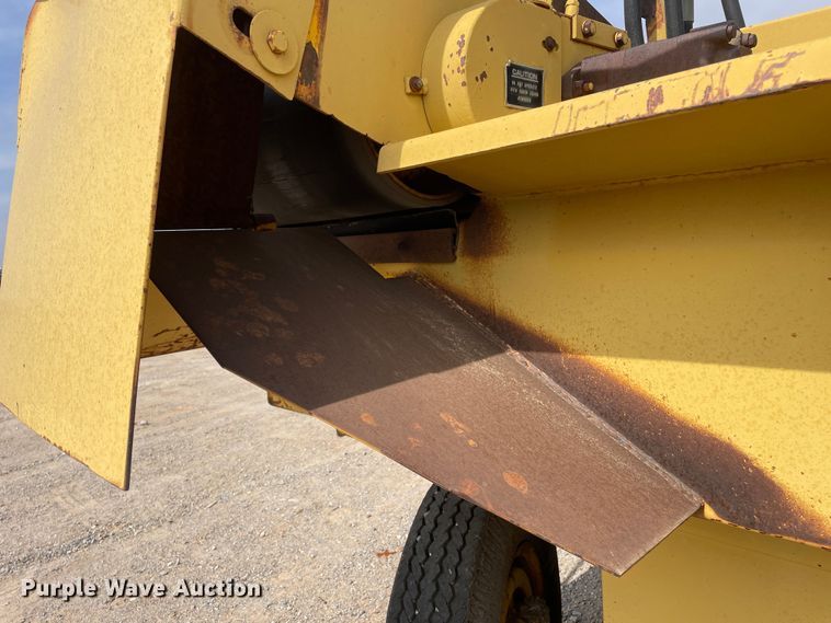 image for item DN4567 Koehring SPK-H  chip spreader