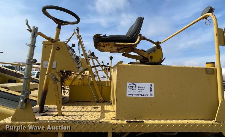 image for item DN4567 Koehring SPK-H  chip spreader