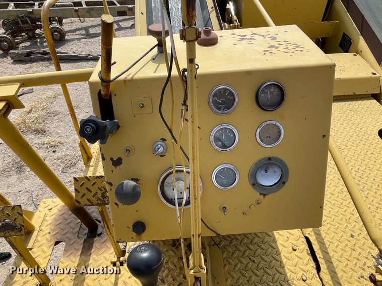 image for item DN4567 Koehring SPK-H  chip spreader