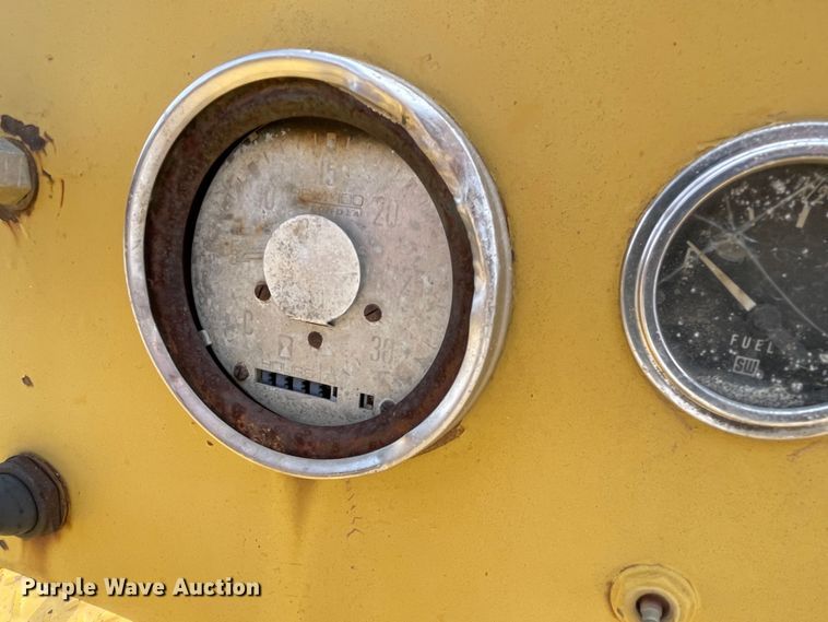 image for item DN4567 Koehring SPK-H  chip spreader