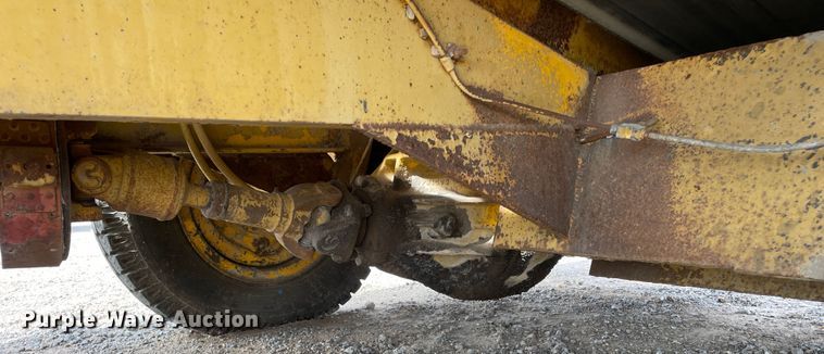 image for item DN4567 Koehring SPK-H  chip spreader