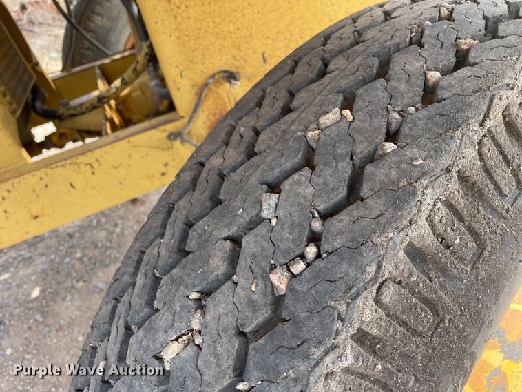 image for item DN4567 Koehring SPK-H  chip spreader