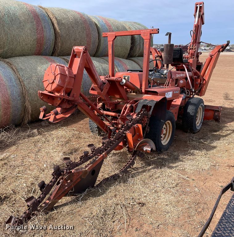 image for item DN4574 1978 Ditch Witch R40  trencher