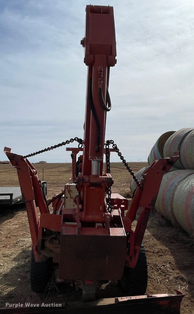 image for item DN4574 1978 Ditch Witch R40  trencher